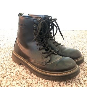(Fake) Dr. Martens
